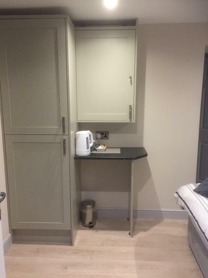 Private En-Suite Guestroom רות'ין מראה חיצוני תמונה